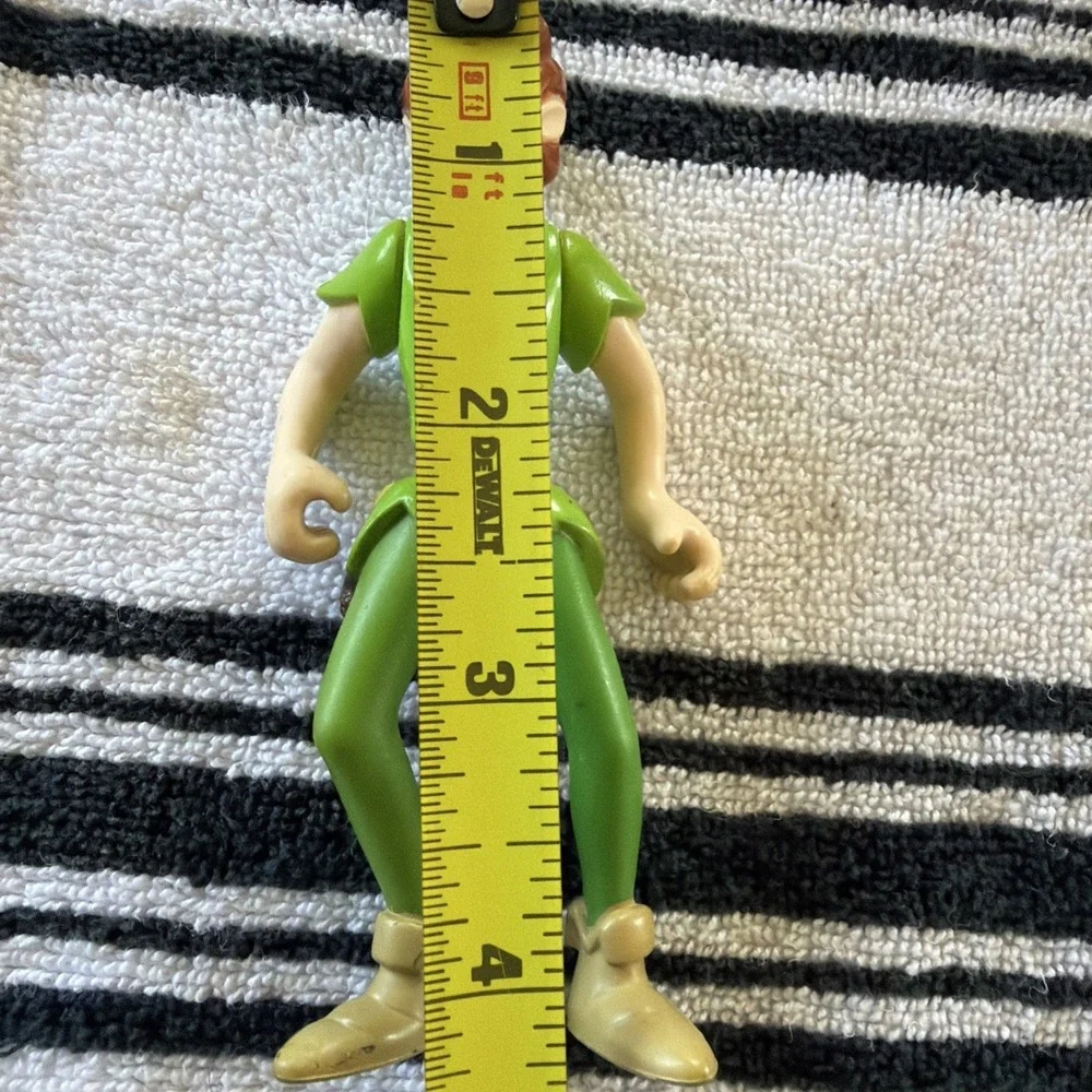 Disney PETER PAN Action Figure 4.25 inches Mattel 1997